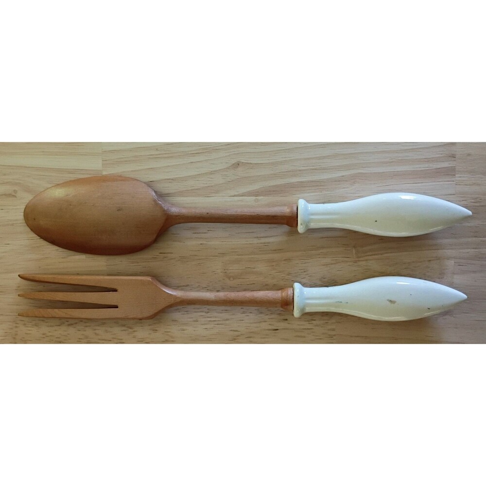 Roseland Park NY Vintage Wood and Porcelain Fork & Spoon Salad Serving Set - Picture 3 of 5